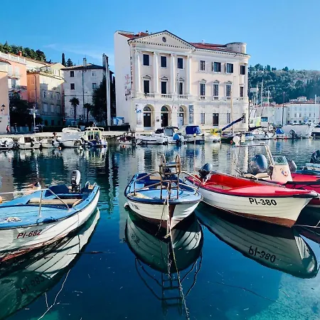 Maritime Deluxe Hébergement de vacances Portorož