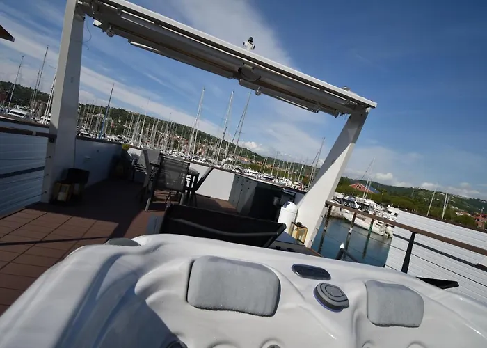 Semesterbostad Maritime Deluxe